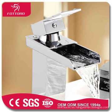 grifo del fregadero del baño de la cascada grifo del lavabo del lavabo de la alta calidad grifo cuadrado del lavabo del cuarto de baño